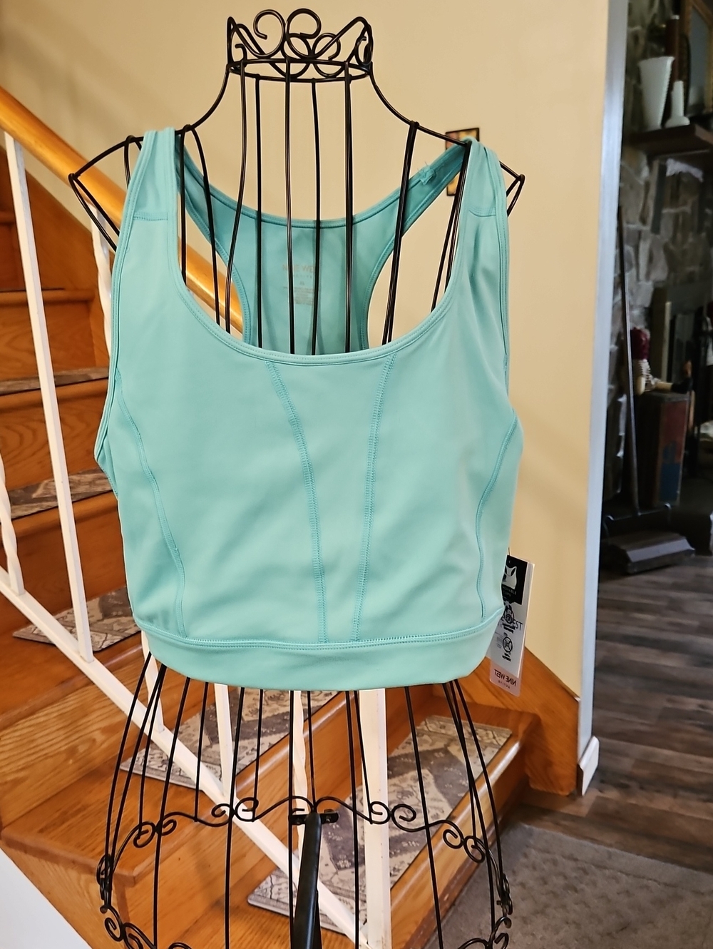 👚Nine West Mint Green Athletic Sports Bra